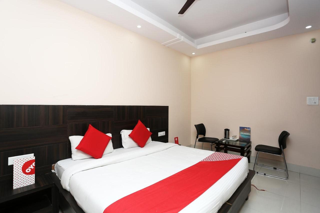 Oyo 2974 Hotel Aastha Palace Haridwār Eksteriør billede