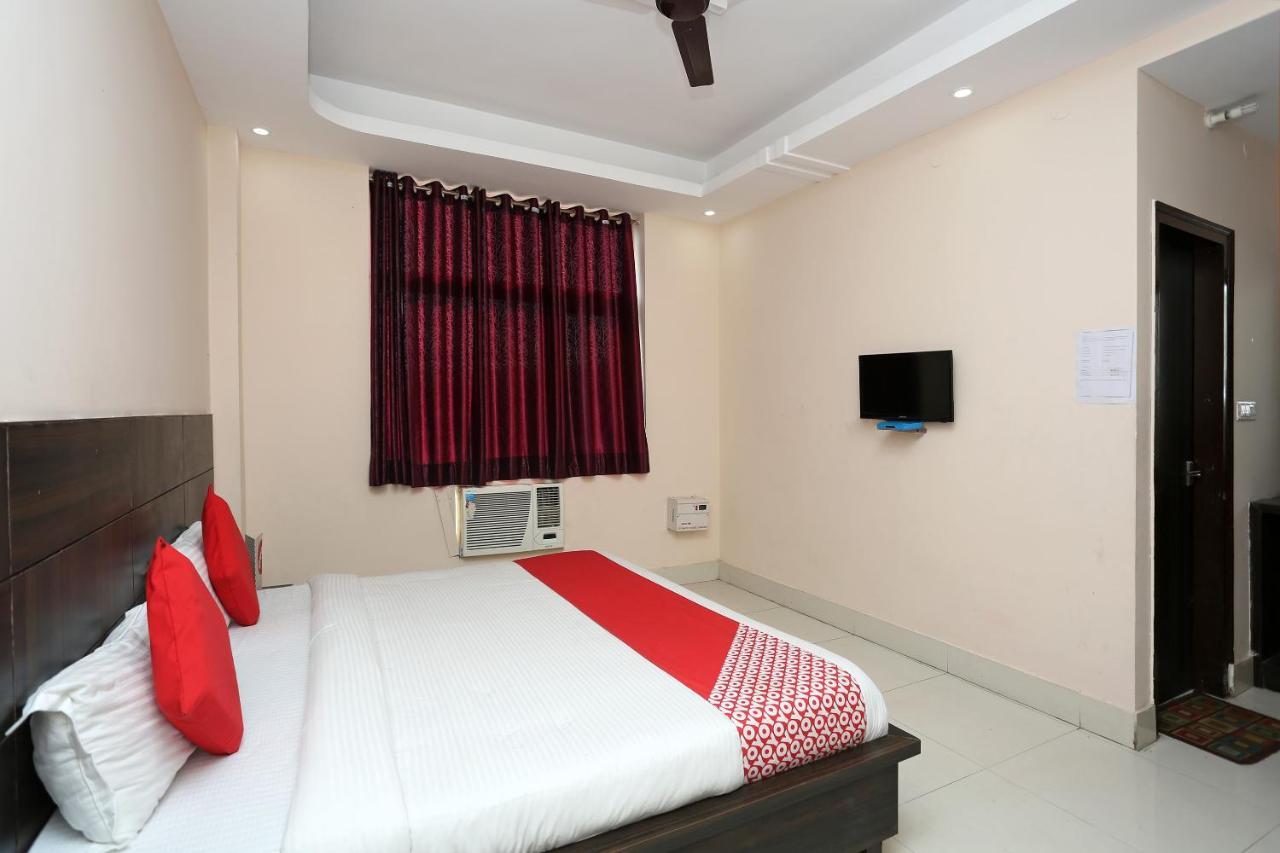 Oyo 2974 Hotel Aastha Palace Haridwār Eksteriør billede