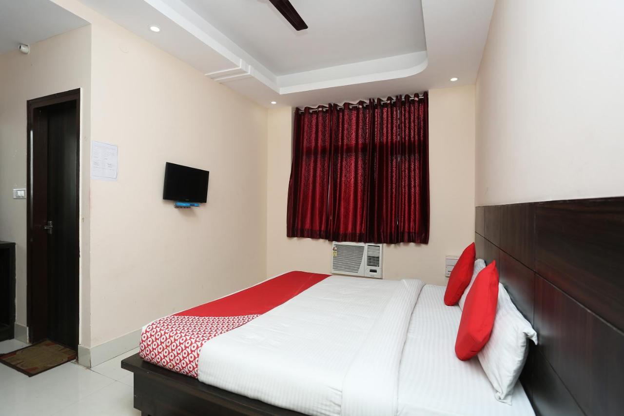 Oyo 2974 Hotel Aastha Palace Haridwār Eksteriør billede
