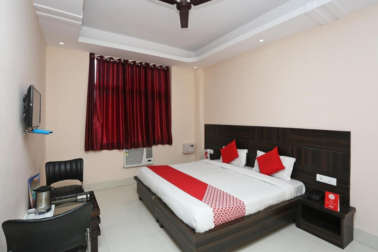 Oyo 2974 Hotel Aastha Palace Haridwār Eksteriør billede