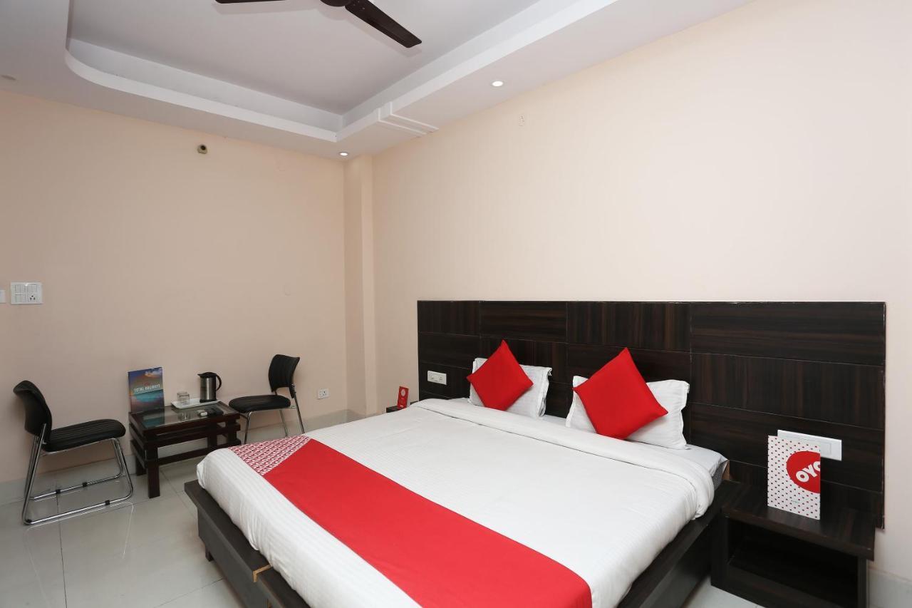 Oyo 2974 Hotel Aastha Palace Haridwār Eksteriør billede